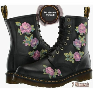 NEW Dr. Martens 1460 Vonda Women's Size 7 Pink Rose Embroidered Leather Boots